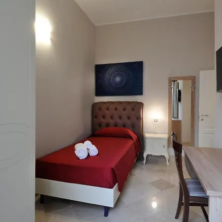 Palazzo Massari 4* לצ'ה