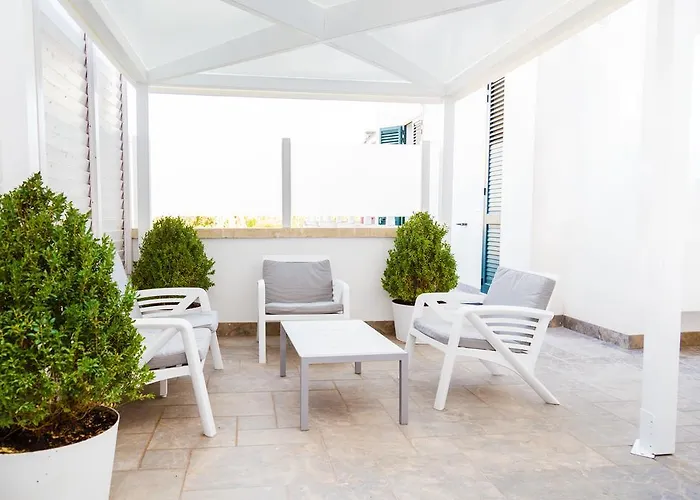 Guest house Palazzo Massari 4*
